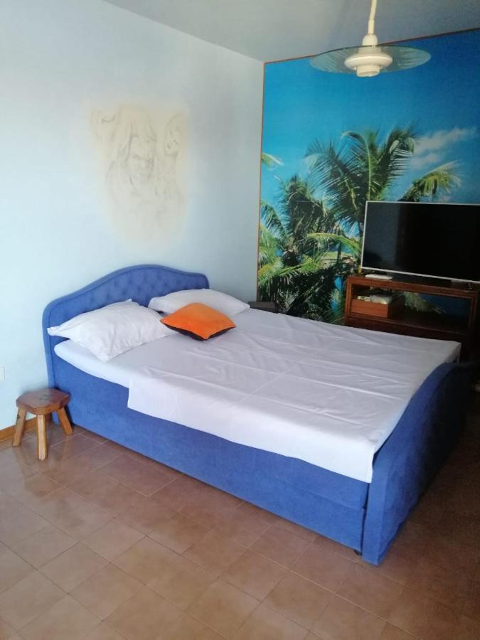 Apartment Gordan Трогір Екстер'єр фото