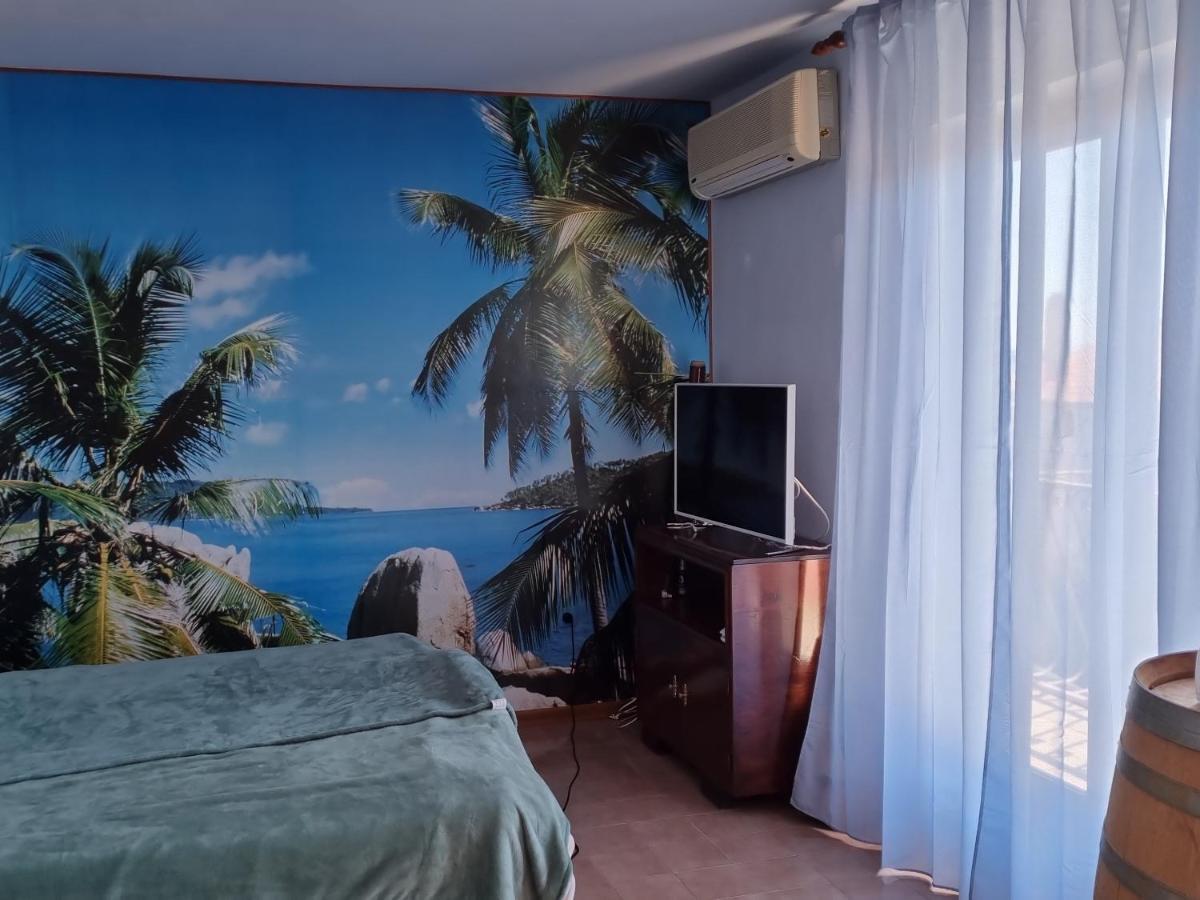 Apartment Gordan Трогір Екстер'єр фото